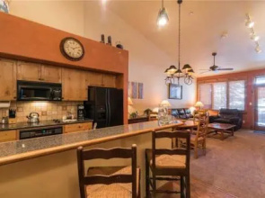 2311 Timberline Lodge, Trappeur's Crossing