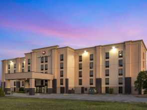Best Western Plus Jonesboro Inn and Suites