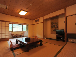 Iyanoyado Kazuraya