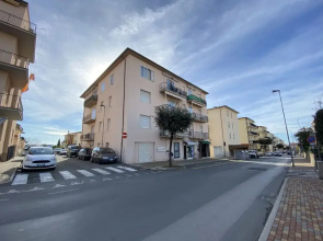 Two-room Apartment Sleeps 5 IN THE NEW Town Area-rif Lopa1