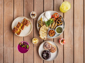 Отель Mamaka by Ovolo