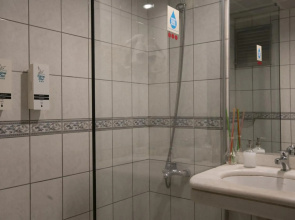 Отель Swissotel Al Murooj Dubai