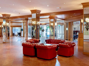 MAXIMILIAN Grand Hotel