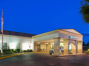 Best Western Leesburg Hotel & Conference Center