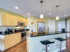 St Joseph Condo < 1 Mi to Beach & Downtown!