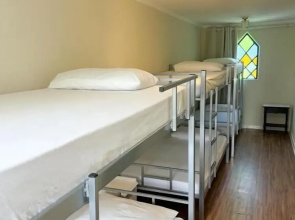 Hostel Castell di Madre