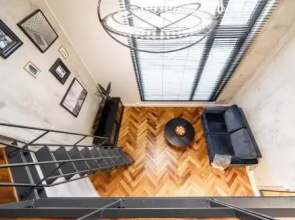 Dream Stay - Modern City Center Loft Near Bus Station