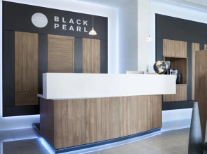 Black Pearl Luxury Apartments