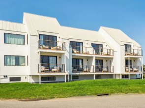 Offshore Residences