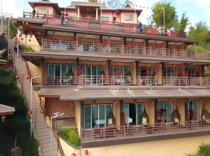 Chasa Rakthai Resort