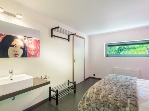 Holiday Home in Noiseux With Indoor Pool