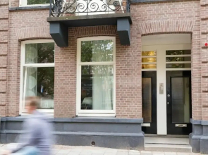 Marnix360Apartments