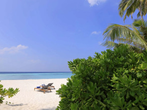 Avani+ Fares Maldives Resort