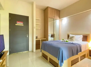 Minimalist and Comfy Studio at Habitat Apartment