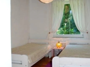 Apartment Sternentor