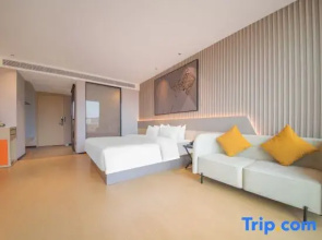 IU Hotel (Kunming Changshui International Airport Platinum Port Modern Plaza Branch)