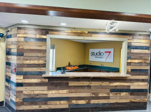 Howard Johnson West Fargo