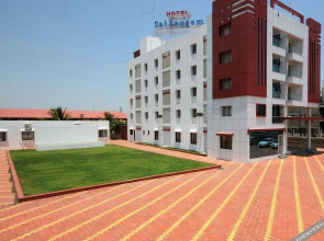 Hotel Shree Sai Sangam Delux