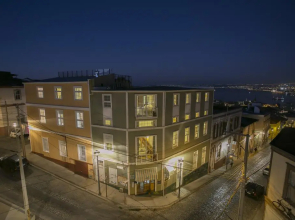 Casa Galos Hotel & Lofts