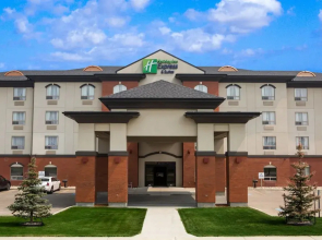 Holiday Inn Express Hotel & Suites WHITECOURT, an IHG Hotel