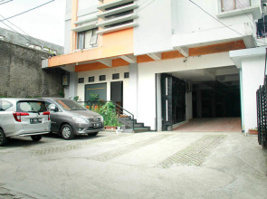 RedDoorz near Telkom Corporate University