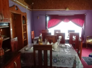 Hostal y Cabañas Perla del Lago