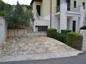 Ida Apartments