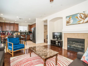 Grey High Roller - 4Bd 3Ba