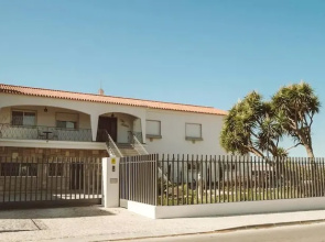 House With 7 Bedrooms in Estói, With Wonderful sea View, Shared Pool, Enclosed Garden - 18 km From the Beach