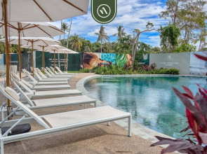Luxury 2 BR Condo Near Beaches - Pools - Gym