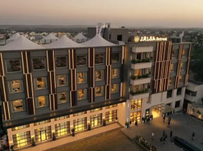 Hotel Jalsa Retreat