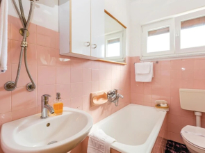 Stunning Home in Risika With Wifi and 3 Bedrooms