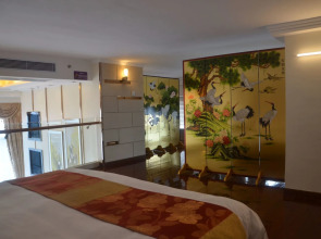 South & North International Apartment