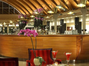 Отель Rome Marriott Park