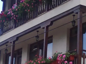 Hera Guest House