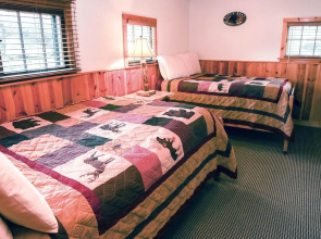 Lazy R Cottages: 8