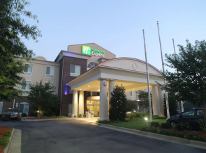 Holiday Inn Express Pembroke by IHG