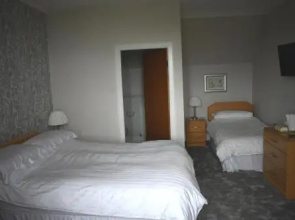 Monturpie Guest House