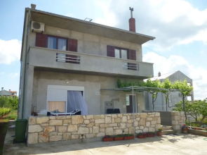 Apartment Rada - Center of Posedarje & near Beach