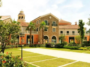 Hot Spring Valley Hotel