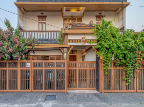 RedDoorz Plus near Lempuyangan Station 4