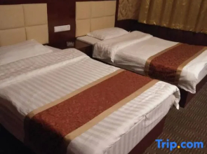 Huangqi Amulun Business Hotel