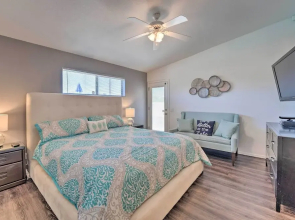 Central Lake Havasu City House: Grill & EV Charger