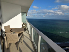 Oceanfront & Bay View 2 Bed 2 Bath @ Hyde Beach Resort