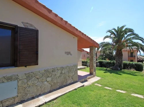 House Erika Costa Rei 30147