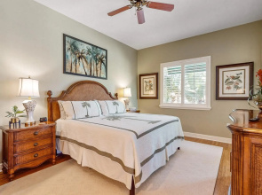 Naples Bay Resort The Cottages