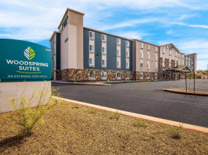 WoodSpring Suites Moreno Valley