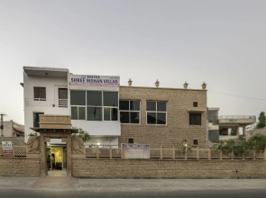 OYO Rooms Umed Club Road Rai Ka Bagh