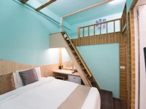Sky Blue Sea Homestay