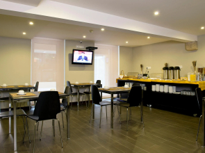 Riversuites